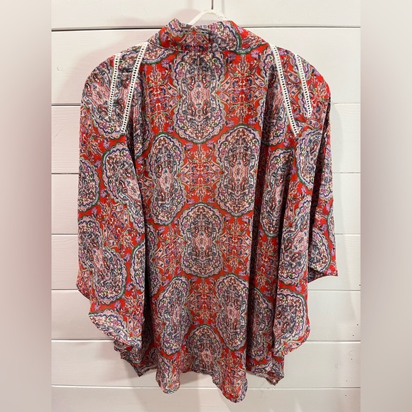 TOBI • Boho Printed Kimono Blouse • Size M - Picture 6 of 9
